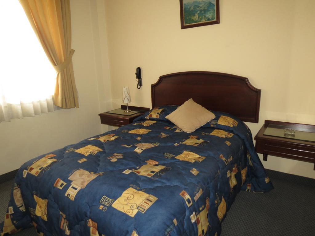 Hotel Plaza Mayor Lima Rum bild