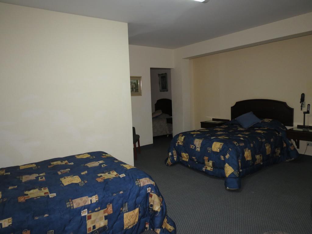 Hotel Plaza Mayor Lima Rum bild